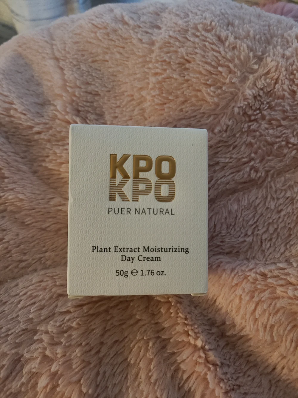 Plant Extract Moisturizing Day Cream — White